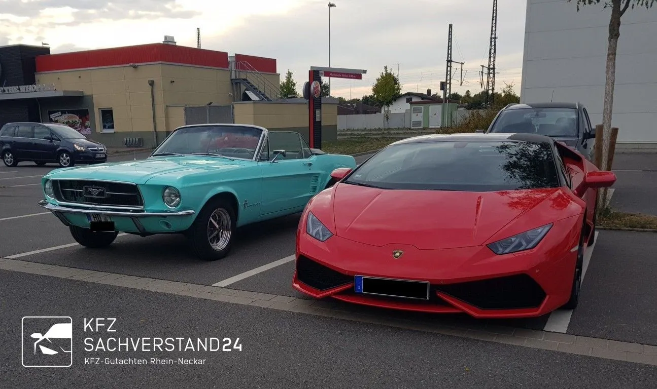 Lamborghini Huracan und Ford Mustang werden begutachtet von einem Kfz Gutachter von Kfz Sachverstand 24 für ein Sportwagen-Gutachten (1)